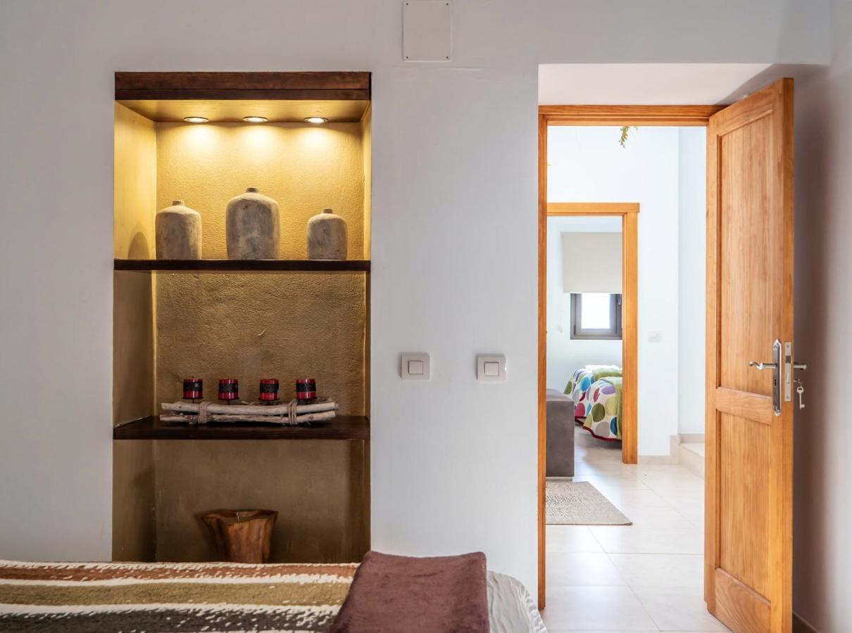 Comfortable House In Tias With Free Parking Luaran gambar