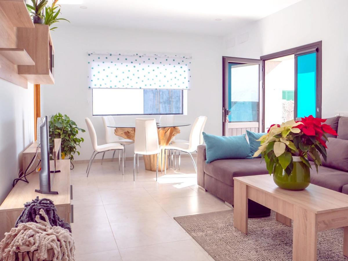 Comfortable House In Tias With Free Parking Luaran gambar